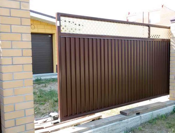 Эстетика и Надежность: Ворота Grand Line для Вашего Дома в Чапаевске от 37440 руб